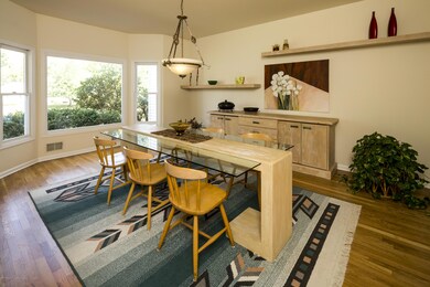 09_Dining Room-2