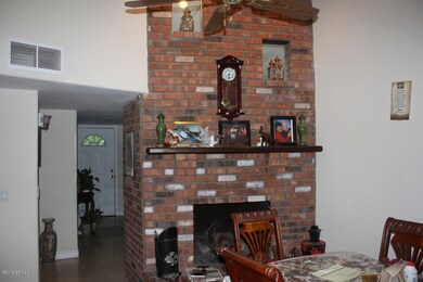 1614 N Allen 004