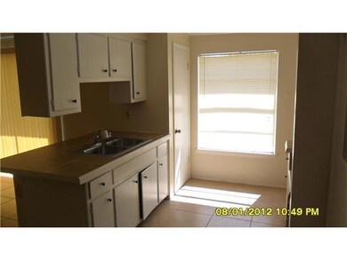 2112 Diciembre Dr, El Paso, TX 79935 - photo 6