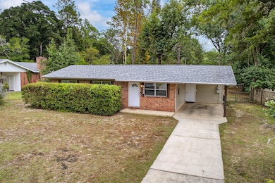 313 Brackin St unit A, Crestview, FL 32539 - photo 2