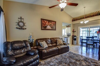 family room 3