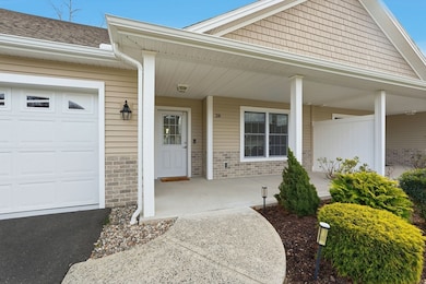 24 Lodge Ln unit 24, Wilbraham, MA 01095 - photo 2