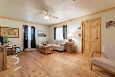 409 W 5th St, Foss, OK 73647 - photo 5