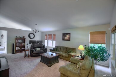 2113 Palisade Blvd, Dupont, WA 98327 - photo 5