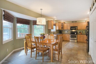 4320 Pheasant Run Dr, Dorr, MI 49323 - photo 7