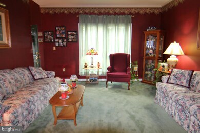 527 Royal Rd, Palmyra, PA 17078 - photo 7
