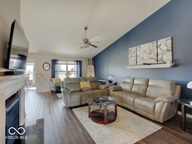 18188 Knobstone Way, Westfield, IN 46074 - photo 2