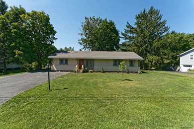 48 Willow Ln, Poestenkill, NY 12140 - photo 2