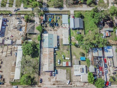 50 Berry Rd, Houston, TX 77022 - photo 4