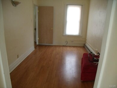 1029 S 7th St unit 2, Allentown, PA 18103 - photo 4