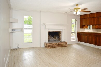 80 Fulton Dr N, Alvin, TX 77511 - photo 6