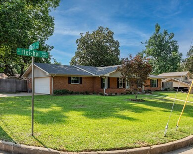 2516 S Fleishel Ave, Tyler, TX 75701 - photo 2