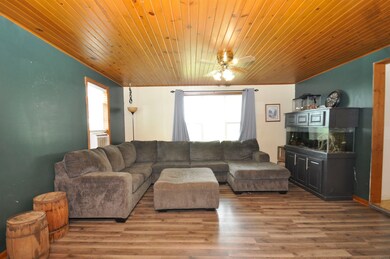 65738 Cedar Rd, Wakarusa, IN 46573 - photo 4