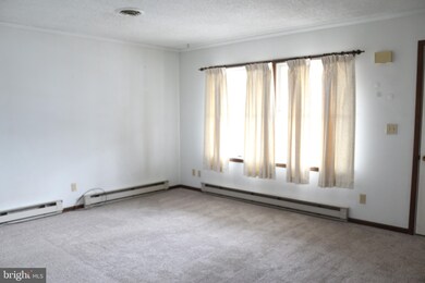 233 Wakefield Rd, Hagerstown, MD 21740 - photo 3