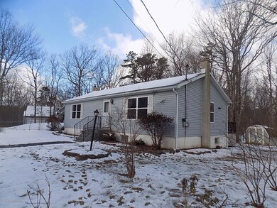 147 Privet Ln, Milford, PA 18337 - photo 2