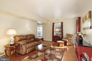 2325 Dartmouth Ln, Crofton, MD 21114 - photo 7