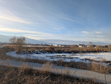 1253 W 3100 S unit 6, Nibley, UT 84321 - photo 3