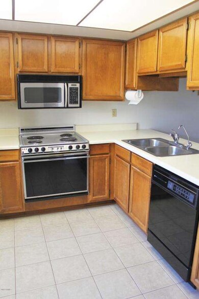 7934 E Privet Dr, Mesa, AZ 85208 - photo 5