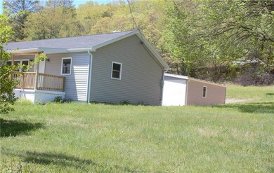 486 Jefferson St, Lehighton, PA 18235 - photo 4