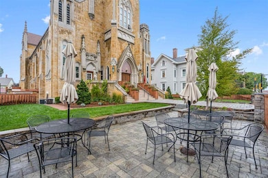 54 Pleasant St unit 3, Concord, NH 03301 - photo 3