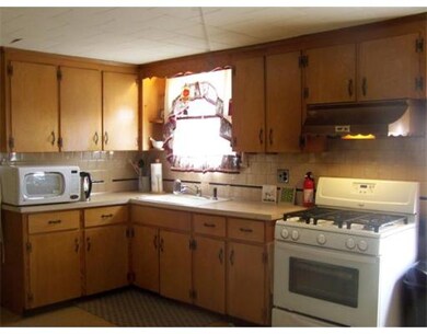 23 East St, Milford, MA 01757 - photo 5