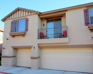 Front/Balcony #2