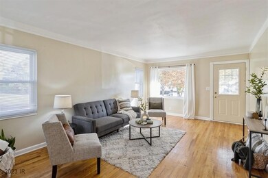 5820 Crown Ln, Des Moines, IA 50311 - photo 2