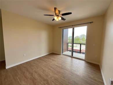 6190 Bennett Dr unit 211, Edwardsville, IL 62025 - photo 4