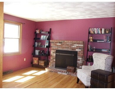 14 Boardman St, Haverhill, MA 01830 - photo 2