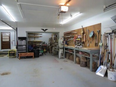 502 N Grand St, Portland, IN 47371 - photo 4