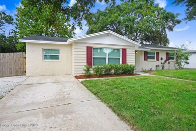 Great Curb Appeal!