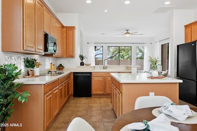 40422 N Rolling Green Way unit 37, Anthem, AZ 85086 - photo 7