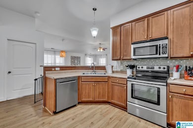 4055 Cambridge Dr, Moody, AL 35004 - photo 4