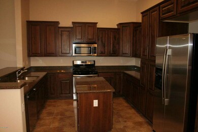 3936 W Salter 010