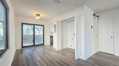 2300 SW 43rd St unit L1, Gainesville, FL 32607 - photo 4