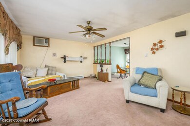 112 Alpine Dr, Kunkletown, PA 18058 - photo 2