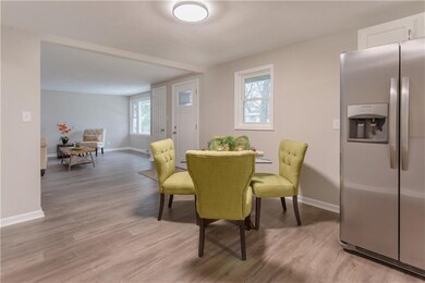 120 E 75th St, Anderson, IN 46013 - photo 5