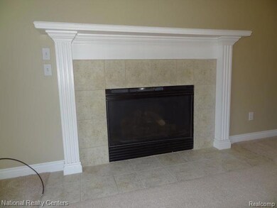 45707 N Stonewood Rd, Canton, MI 48187 - photo 7