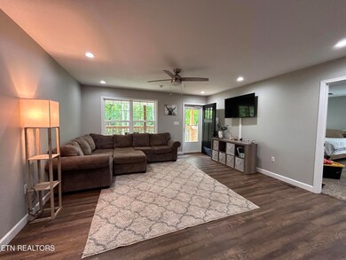 124 Rose Hill Ln, Rutledge, TN 37861 - photo 7