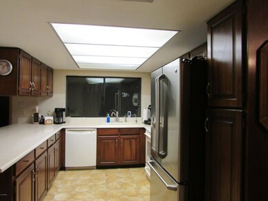 9818 N 48th Ave, Glendale, AZ 85302 - photo 3