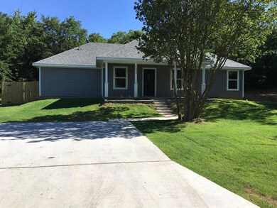 2930 W Elm St, Denison, TX 75020 - photo 2