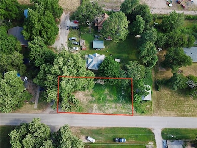 323 S Park Ave, Shawnee, OK 74801 - photo 2