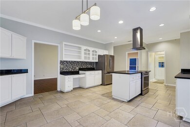 118 Lyman Hall, Savannah, GA 31410 - photo 6