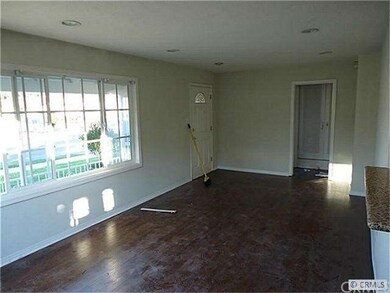 938 E 118th Dr, Los Angeles, CA 90059 - photo 3