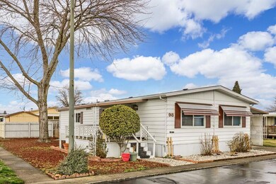 301 Freeman Rd unit 98, Central Point, OR 97502 - photo 2