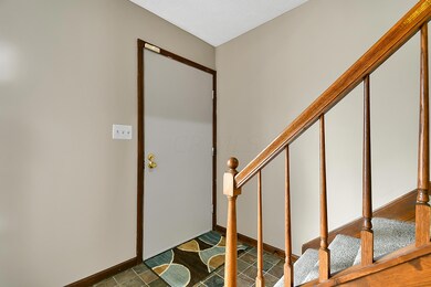 5690 Jousting Lane Columbus Ohio-5