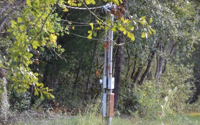 Mandrake power pole