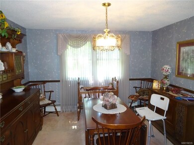 795 Castlebar Dr, North Tonawanda, NY 14120 - photo 5