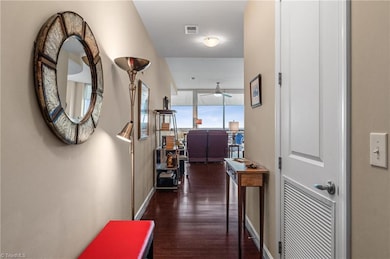 Center Pointe Greensboro unit 1207, Greensboro, NC 27401 - photo 2