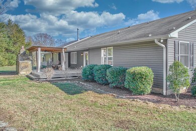 1826 Mountain Top Ln, Cookeville, TN 38506 - photo 4